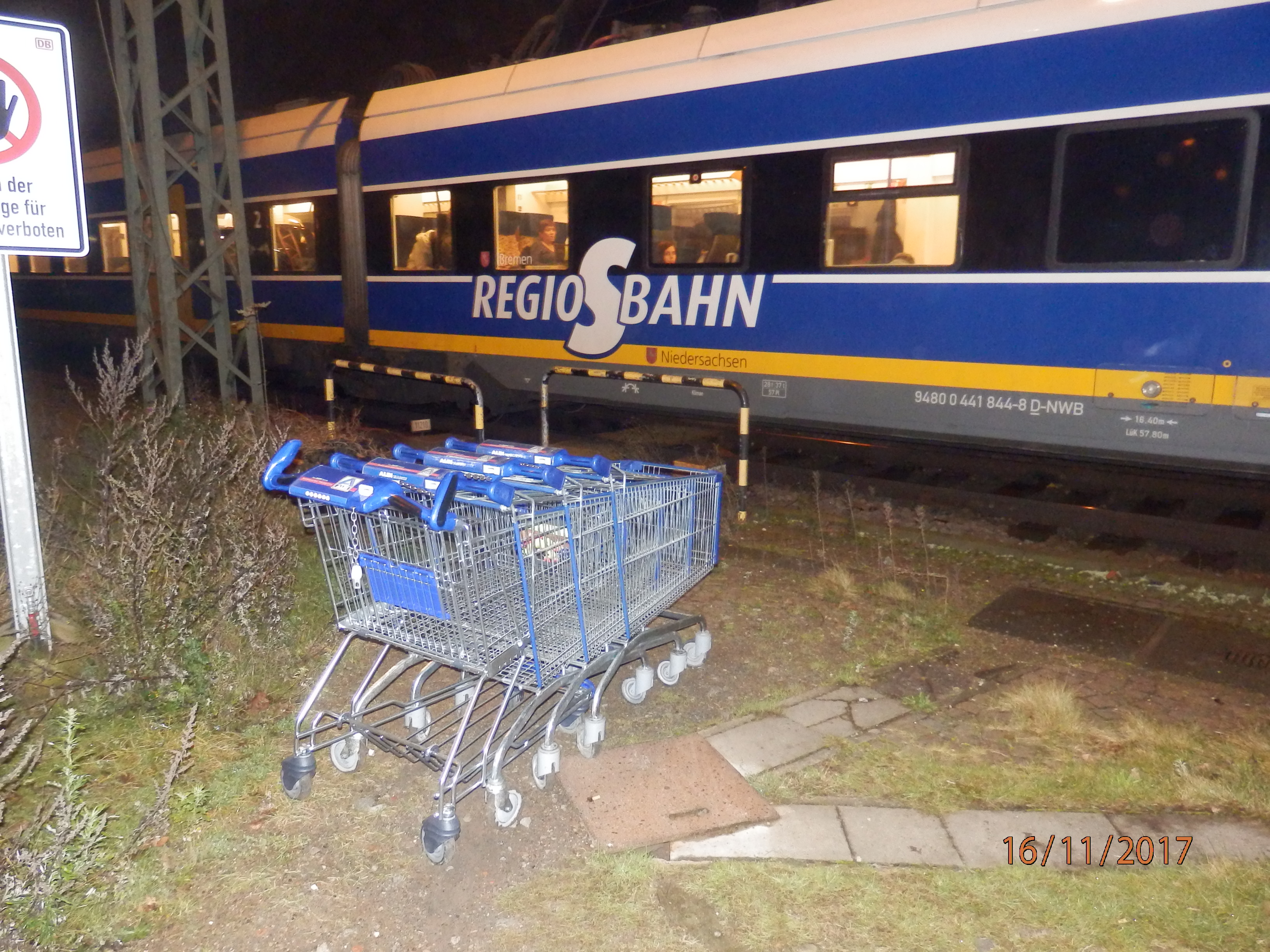 Nordwestbahn Kollidiert Am Bremer Hauptbahnhof Mit Einkaufswagen Bahnblogstelle 5974