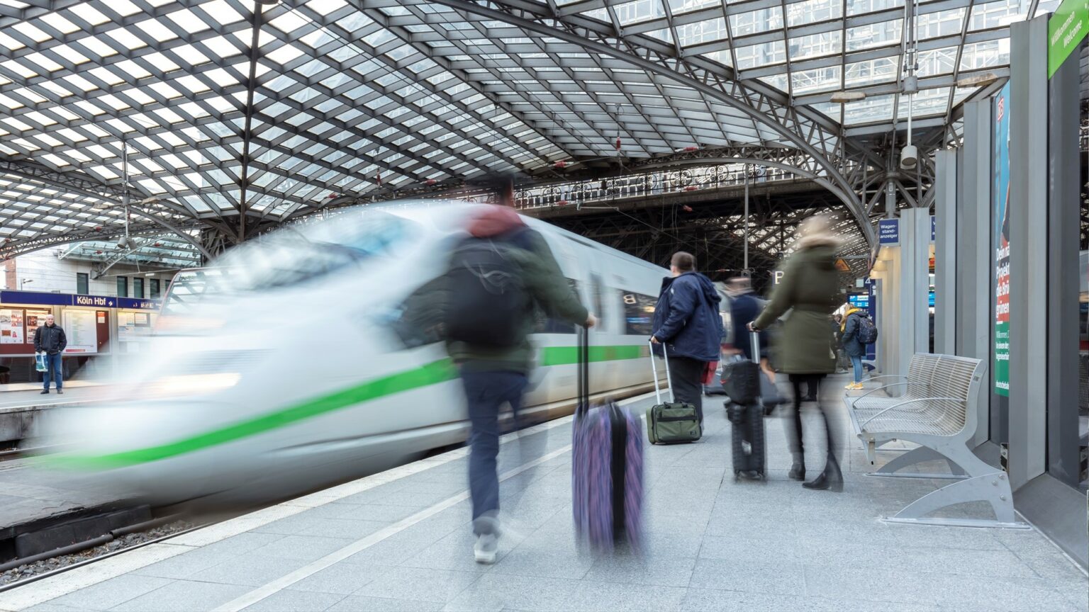DBKonzern erwartet deutlich mehr als 150 Millionen Reisende im