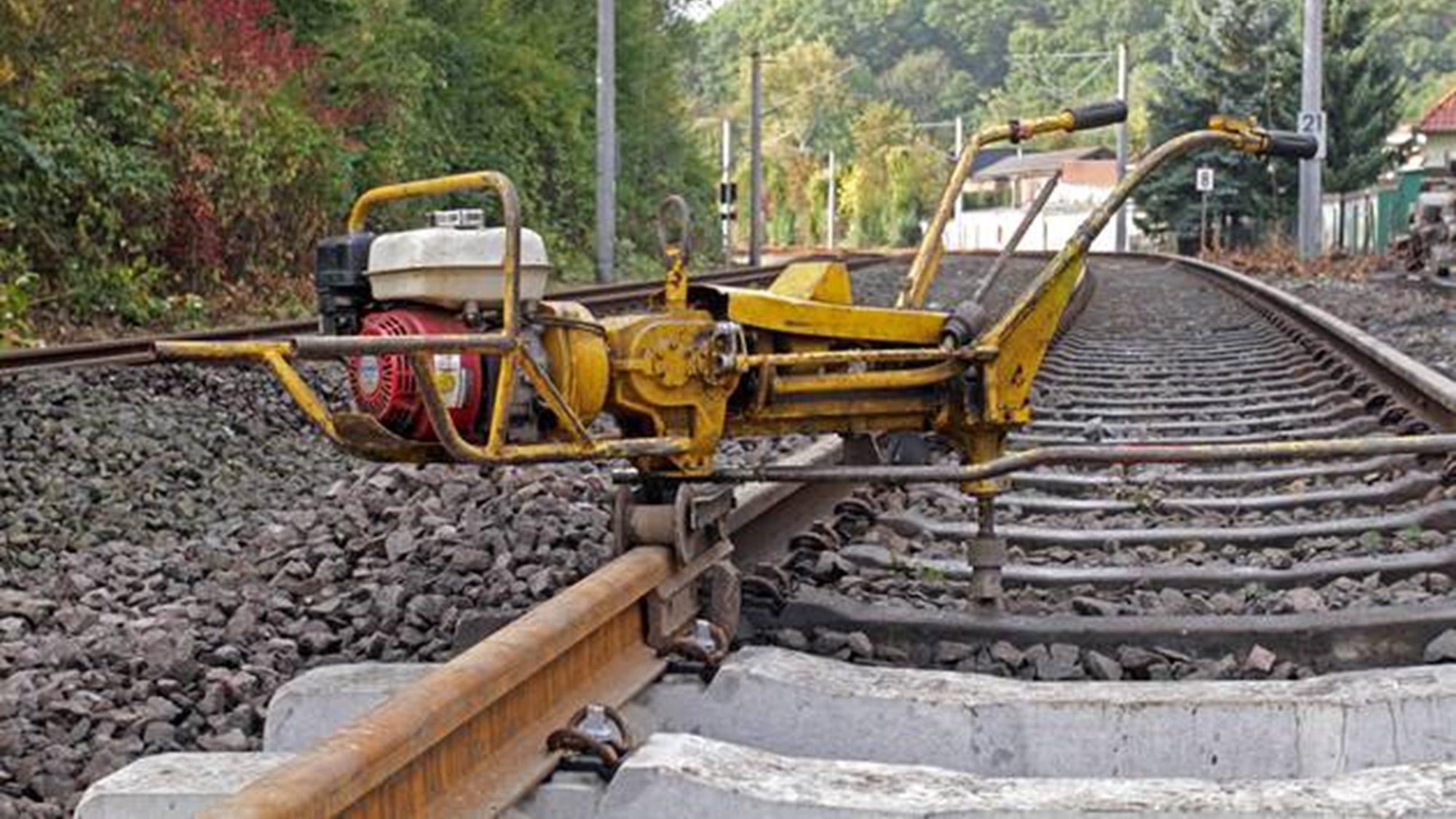 Nervtötende Lebensversicherung: Das steckt hinter den Warnhupen auf  Bahn-Baustellen