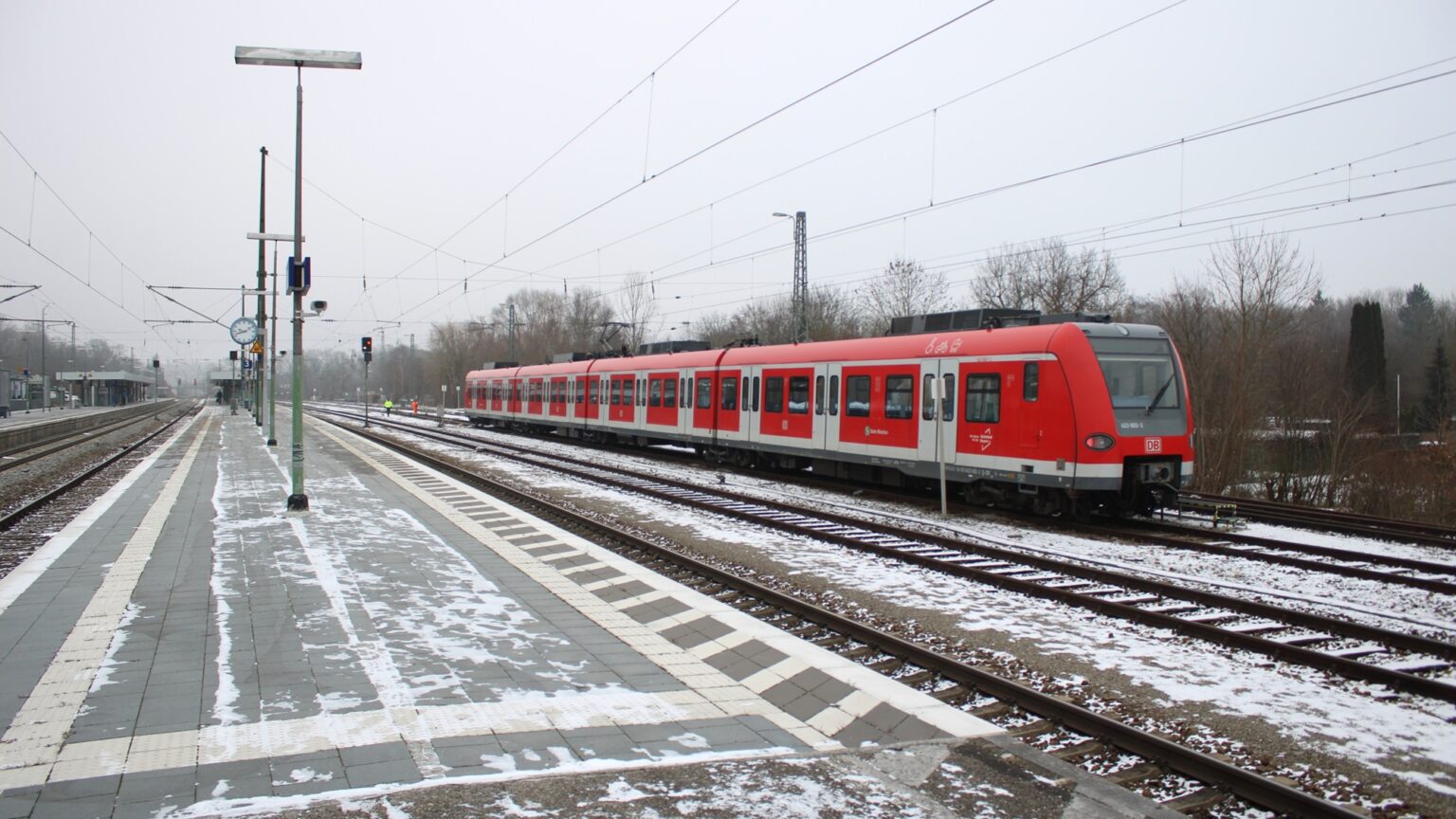Lokführerstreik zwingt Verkehr auch in Bayern von der Schiene auf die ...
